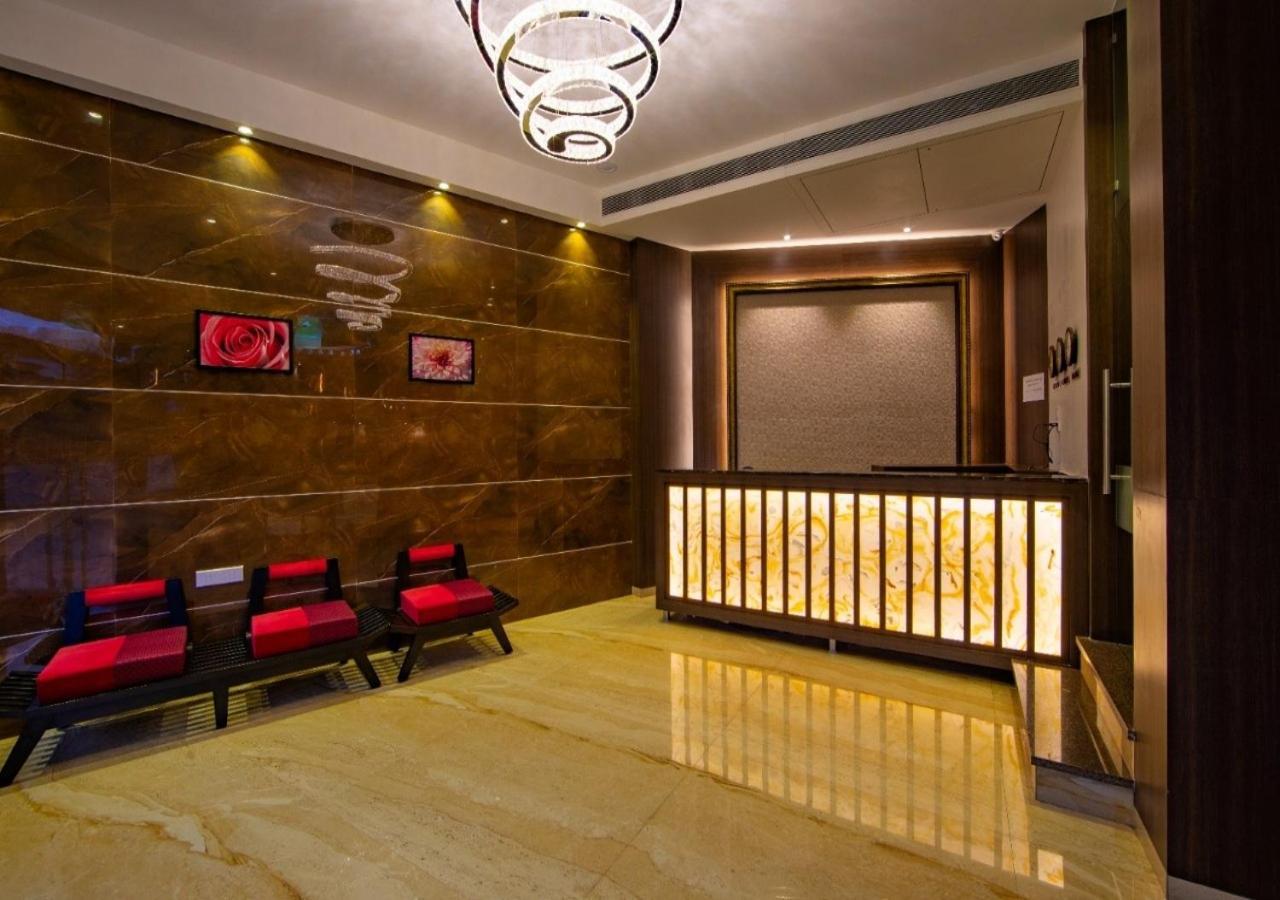 Hotel Laxvas Тхане Экстерьер фото